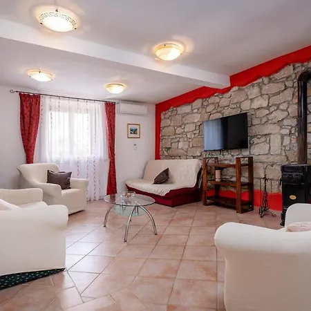 Casa Ana Milena *